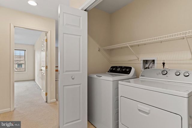 163 LEE ANN CT, Enola, PA 17025