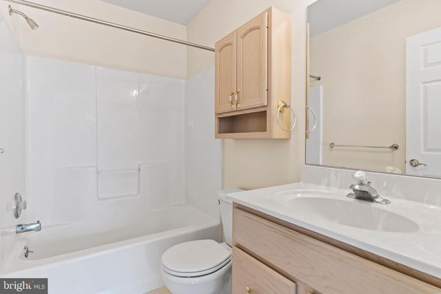 163 LEE ANN CT, Enola, PA 17025