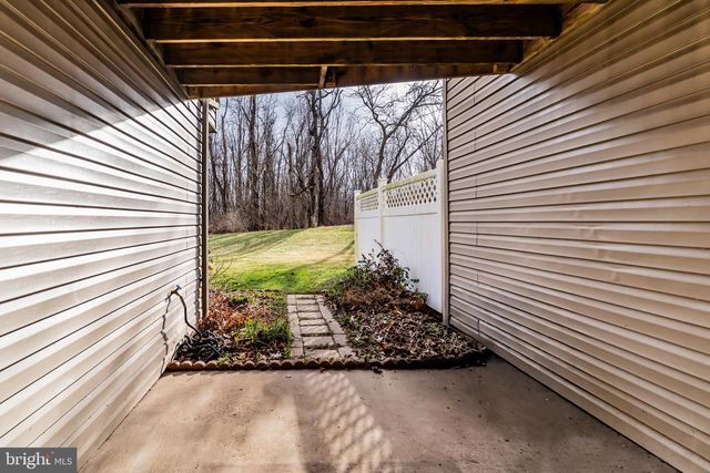 163 LEE ANN CT, Enola, PA 17025