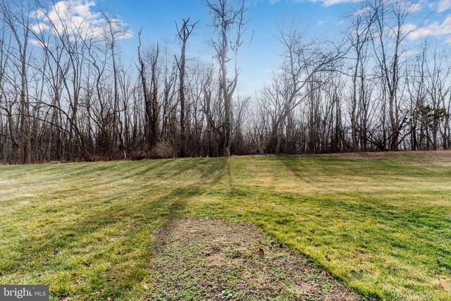 163 LEE ANN CT, Enola, PA 17025