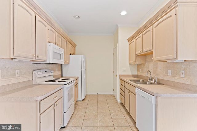 163 LEE ANN CT, Enola, PA 17025