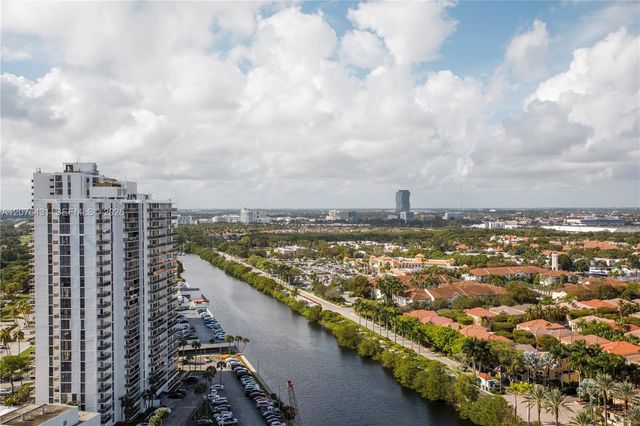 20505 E Country Club Drive PH-39, Aventura, FL 33180