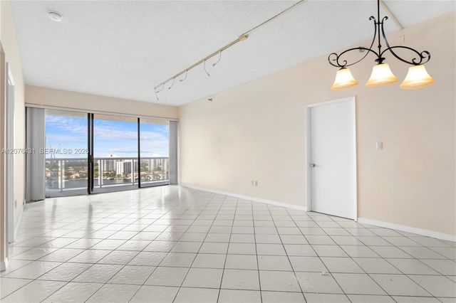 20505 E Country Club Drive PH-39, Aventura, FL 33180