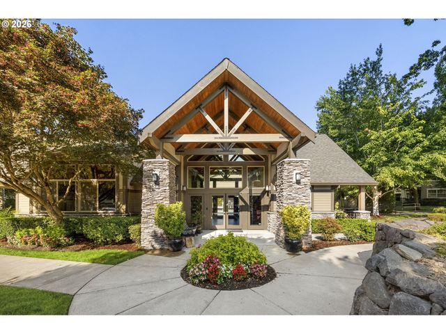 654 Ne NEWSTEAD Ln, Hillsboro, OR 97006