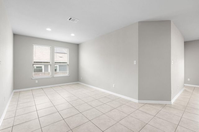 313 McLintock RD, Jarrell, TX 76537