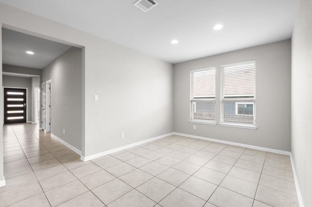 313 McLintock RD, Jarrell, TX 76537