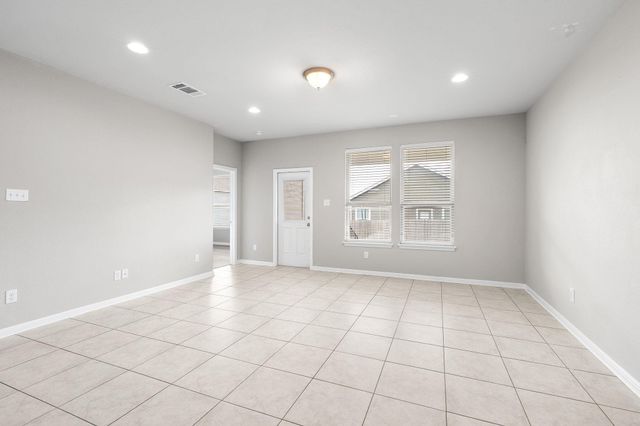 313 McLintock RD, Jarrell, TX 76537