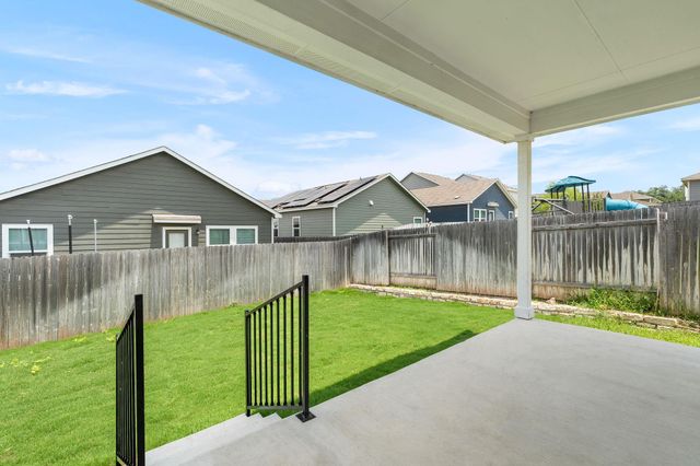 313 McLintock RD, Jarrell, TX 76537