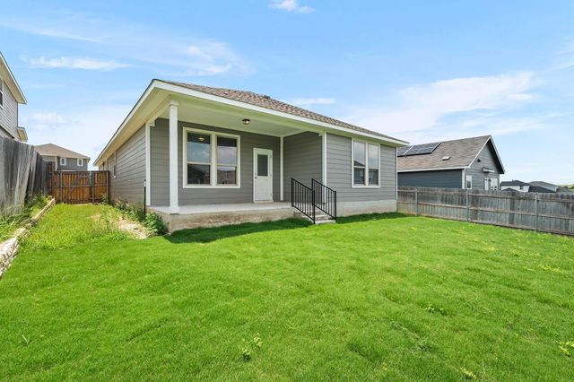 313 McLintock RD, Jarrell, TX 76537