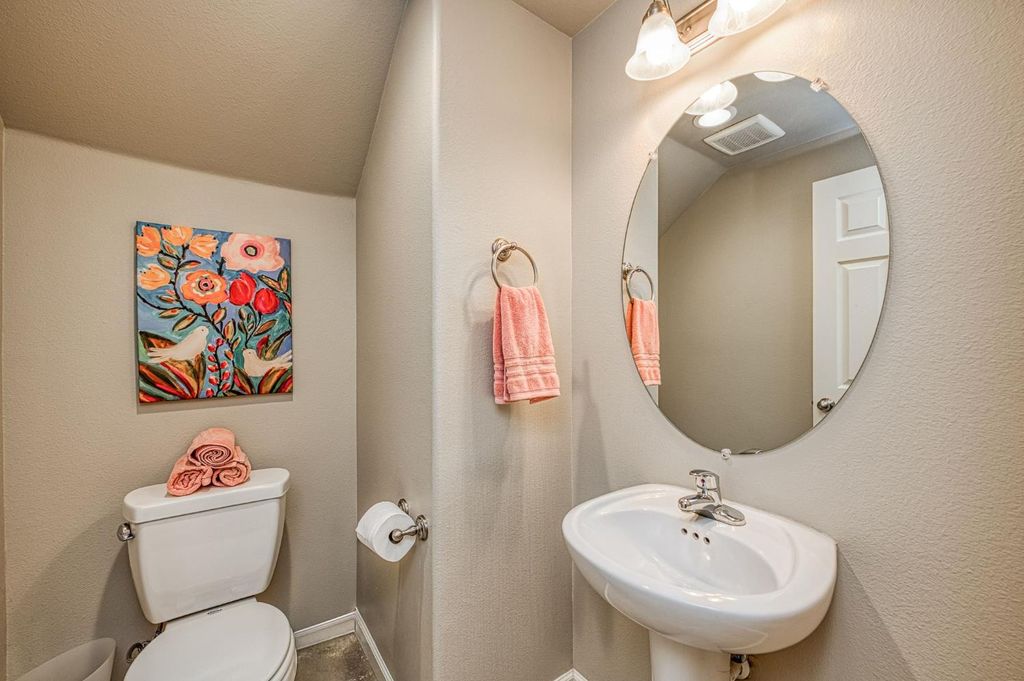Image 18 of property listing at 3683 Friendship Lane, Clovis, CA 93619