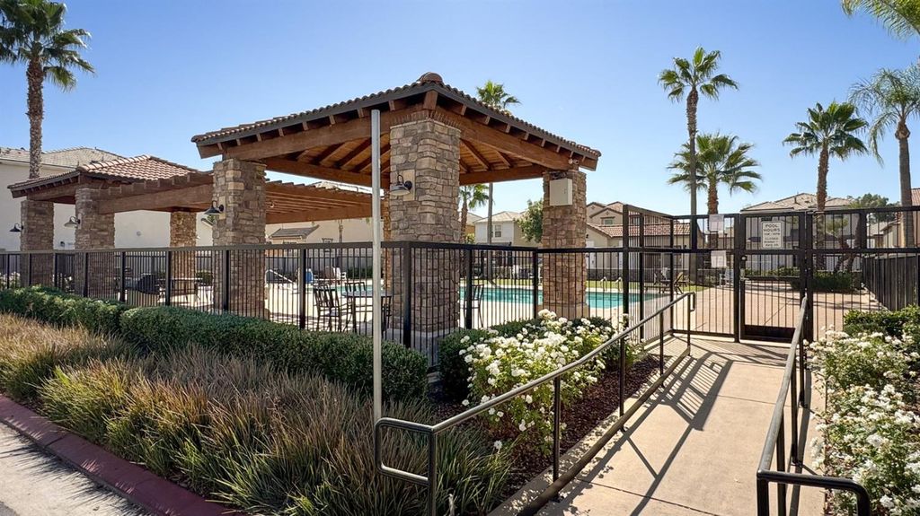 Image 35 of property listing at 3683 Friendship Lane, Clovis, CA 93619