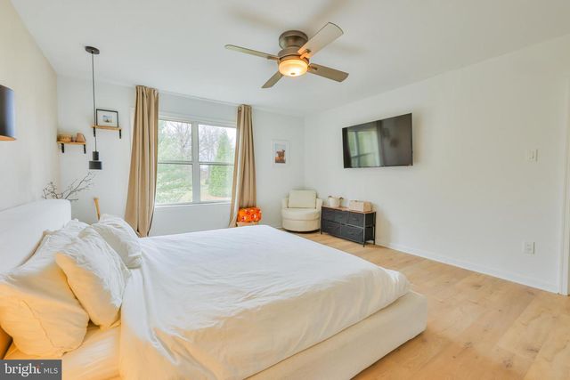 173 WILDFLOWER CIR, Yardley, PA 19067