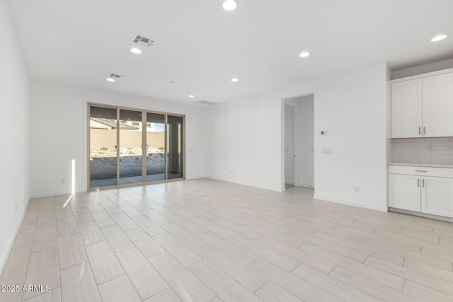 18582 E HELIAN Drive, Gold Canyon, AZ 85118