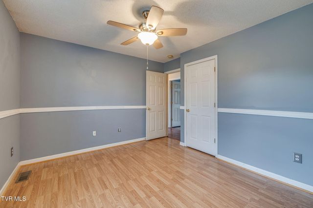 216 Lindas Way, Bristol, TN 37620