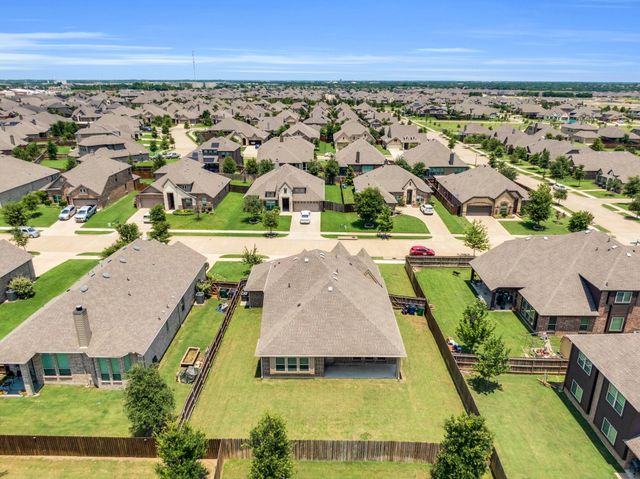 350 Windsor Street, Waxahachie, TX 75165