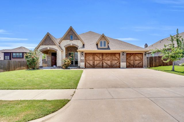 350 Windsor Street, Waxahachie, TX 75165