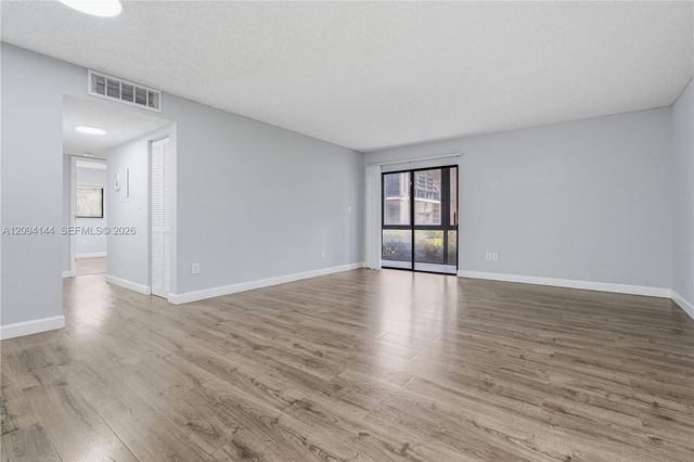 10769 W Clairmont Circle 102, Tamarac, FL 33321