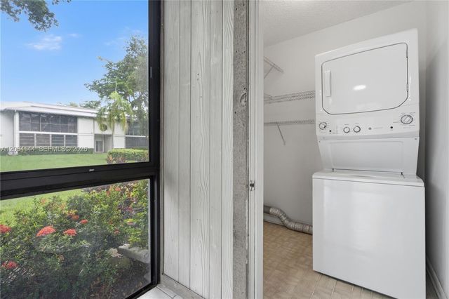 10769 W Clairmont Circle 102, Tamarac, FL 33321