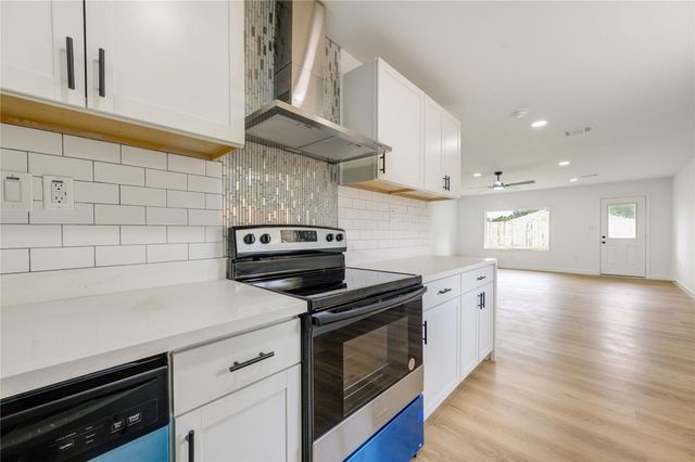 863 Marcolin Street, Houston, TX 77088