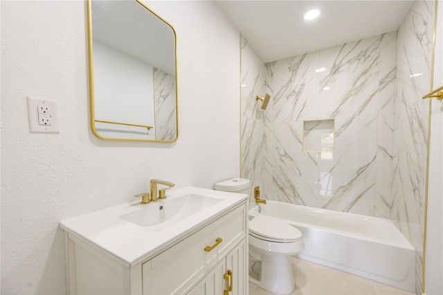 863 Marcolin Street, Houston, TX 77088