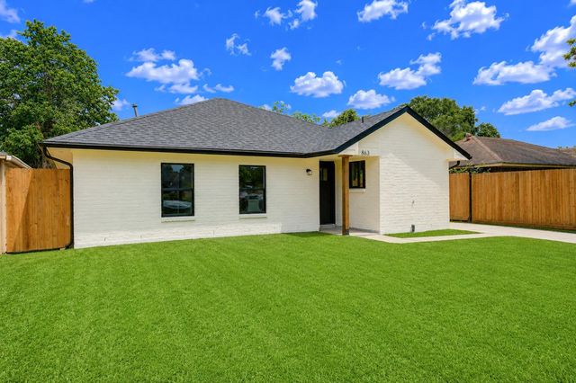 863 Marcolin Street, Houston, TX 77088