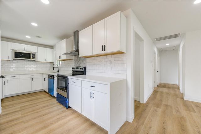 863 Marcolin Street, Houston, TX 77088
