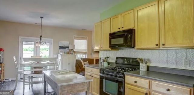 607 Wiley Court, Canton, GA 30115