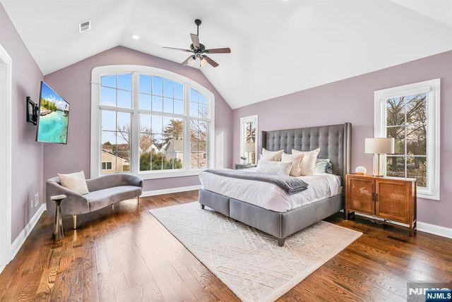 37 Glenfair Road, Glen Rock, NJ 07452