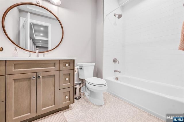 37 Glenfair Road, Glen Rock, NJ 07452