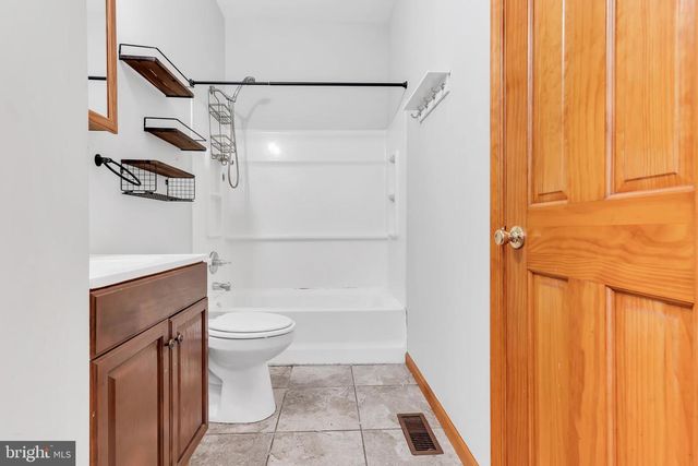 830 DELSEA DR, Franklinville, NJ 08322