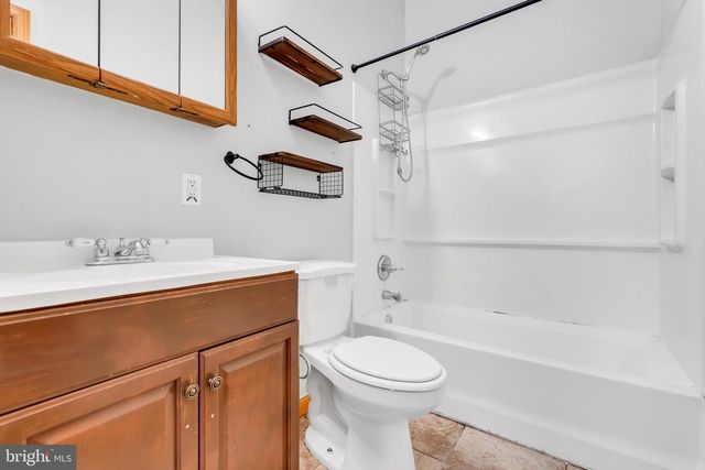 830 DELSEA DR, Franklinville, NJ 08322