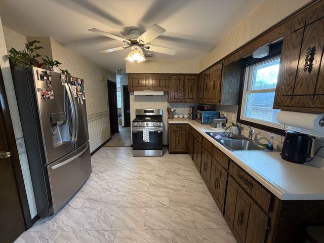 18052 Soleri Drive, Country Club Hills, IL 60478