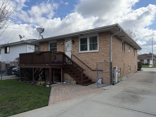 18052 Soleri Drive, Country Club Hills, IL 60478