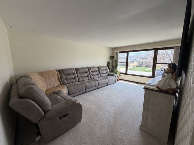 18052 Soleri Drive, Country Club Hills, IL 60478