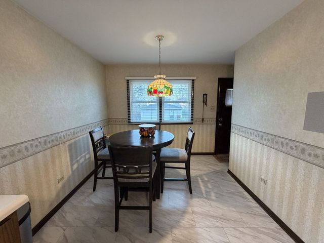 18052 Soleri Drive, Country Club Hills, IL 60478