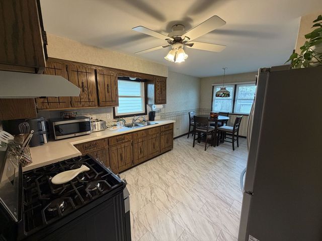 18052 Soleri Drive, Country Club Hills, IL 60478