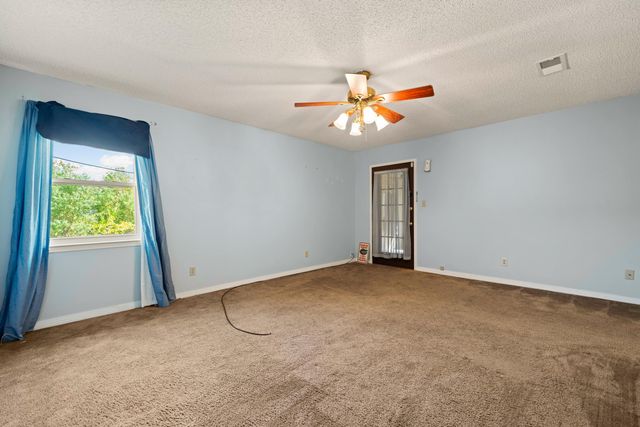 232 Lakeside Lane, Mary Esther, FL 32569