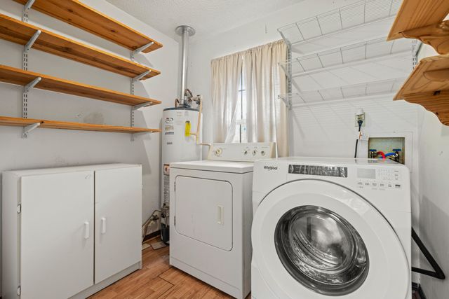 232 Lakeside Lane, Mary Esther, FL 32569