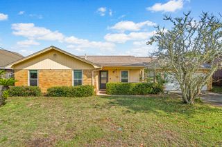 232 Lakeside Lane, Mary Esther, FL 32569