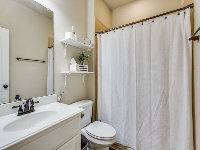 10800 Sexton Drive, Mckinney, TX 75072