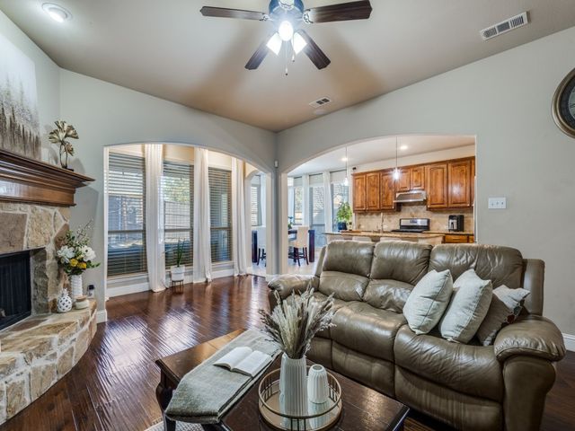 10800 Sexton Drive, Mckinney, TX 75072