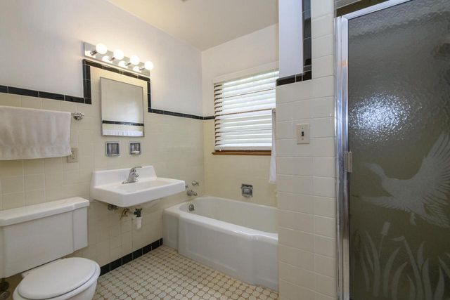 9610 N Cedarburg ROAD, Mequon, WI 53092