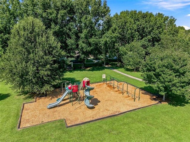 1044 Meadow Club Court, Suwanee, GA 30024
