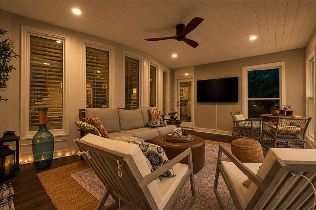 1044 Meadow Club Court, Suwanee, GA 30024