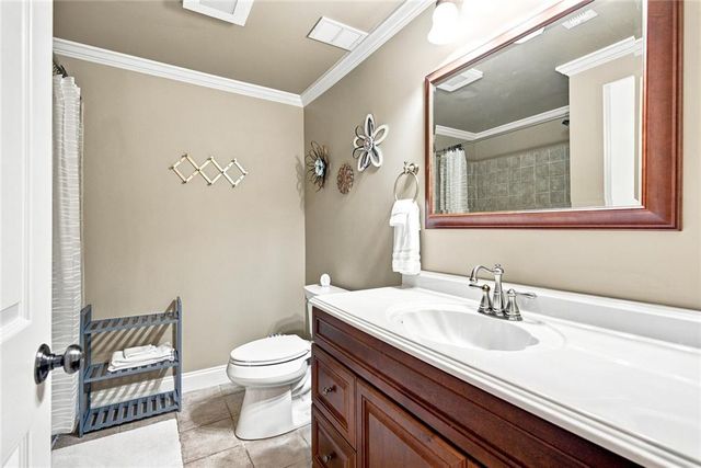 1044 Meadow Club Court, Suwanee, GA 30024