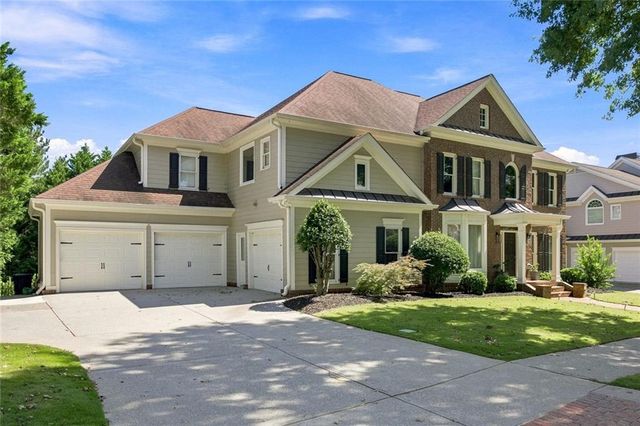 1044 Meadow Club Court, Suwanee, GA 30024