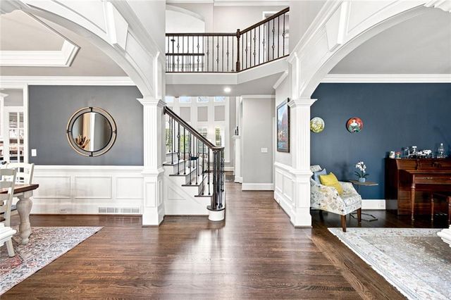1044 Meadow Club Court, Suwanee, GA 30024