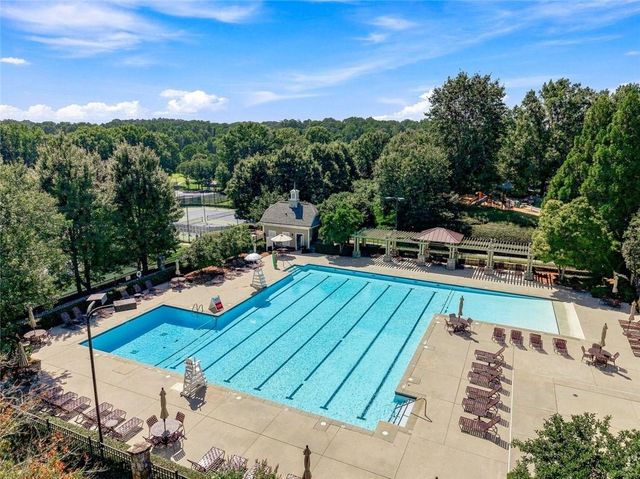 1044 Meadow Club Court, Suwanee, GA 30024