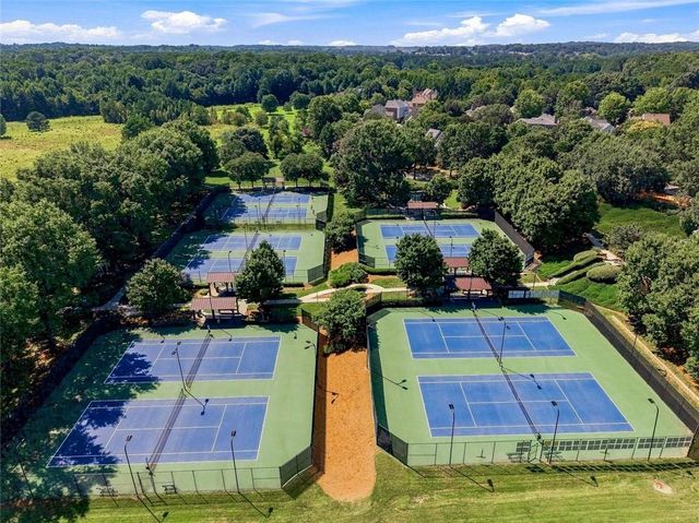 1044 Meadow Club Court, Suwanee, GA 30024