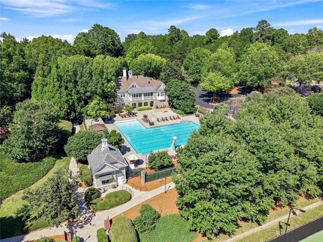 1044 Meadow Club Court, Suwanee, GA 30024